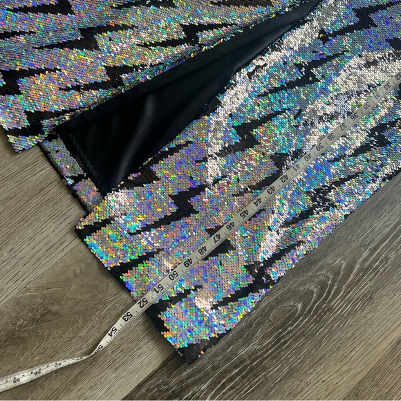 Any Old Iron iridescent sequin lightning bolt gown - Picture 13 of 16